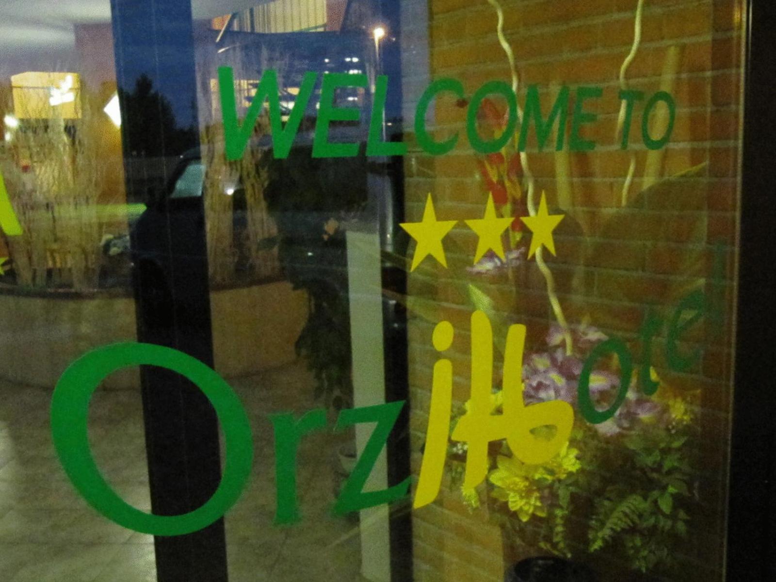 Orzihotel Orzivecchi Bagian luar foto