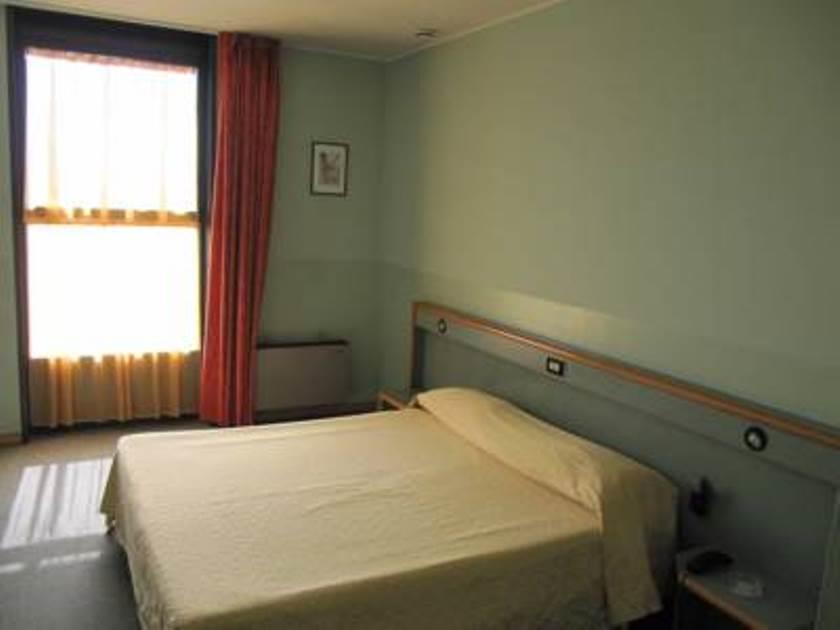 Orzihotel Orzivecchi Bagian luar foto