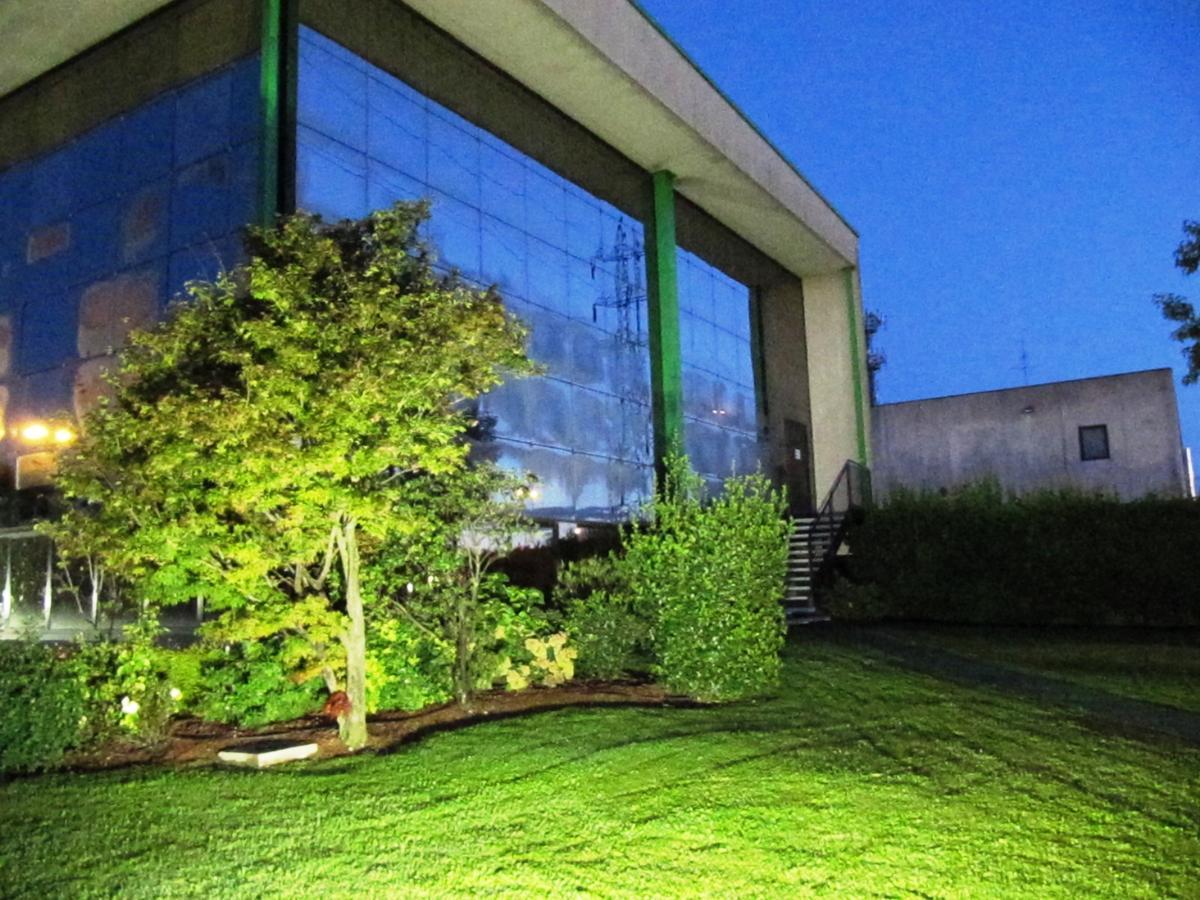 Orzihotel Orzivecchi Bagian luar foto