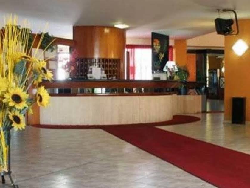 Orzihotel Orzivecchi Bagian luar foto