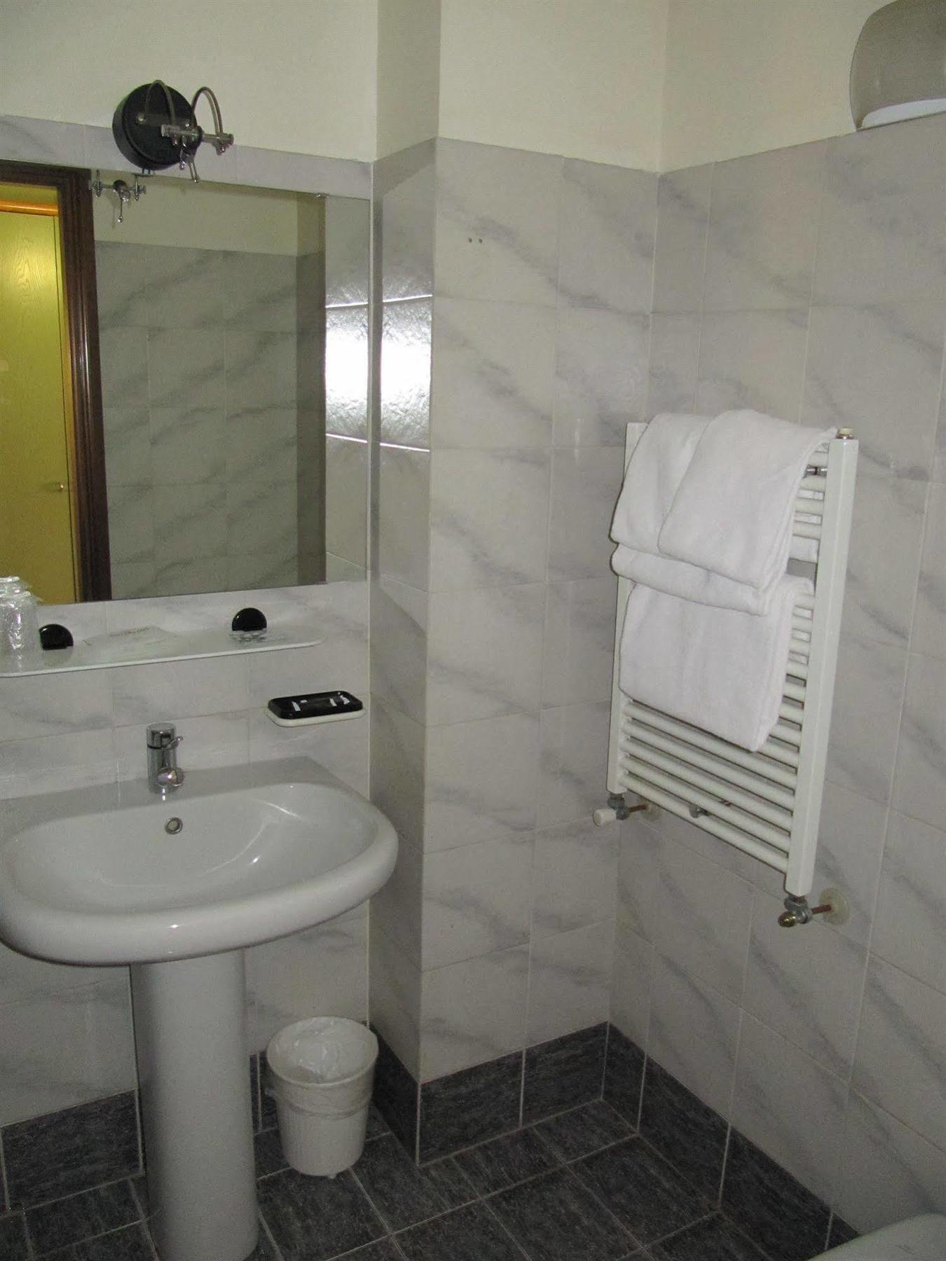Orzihotel Orzivecchi Bagian luar foto